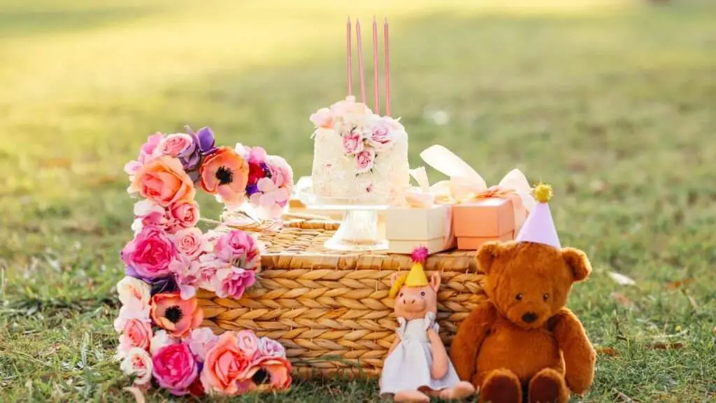 a picnic with teddy bear