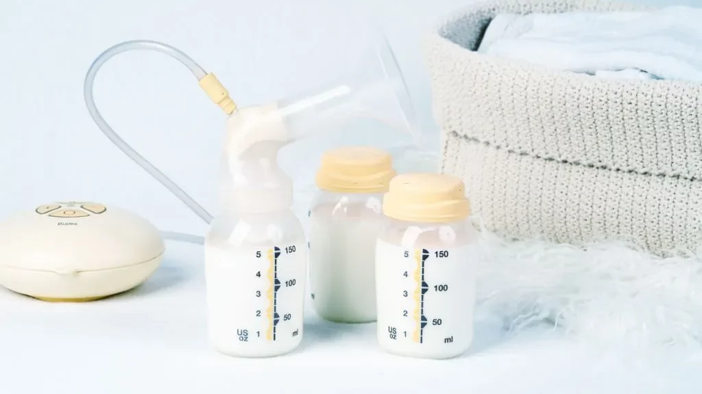 Store Breast Milk in Bottles With Nipple
