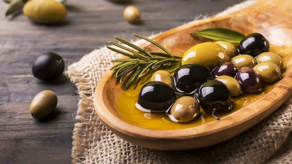 Can-You-Eat-Olives-When-Pregnant