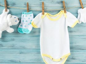 How-Long-do-Babies-Wear-Newborn-Clothes-featured-image